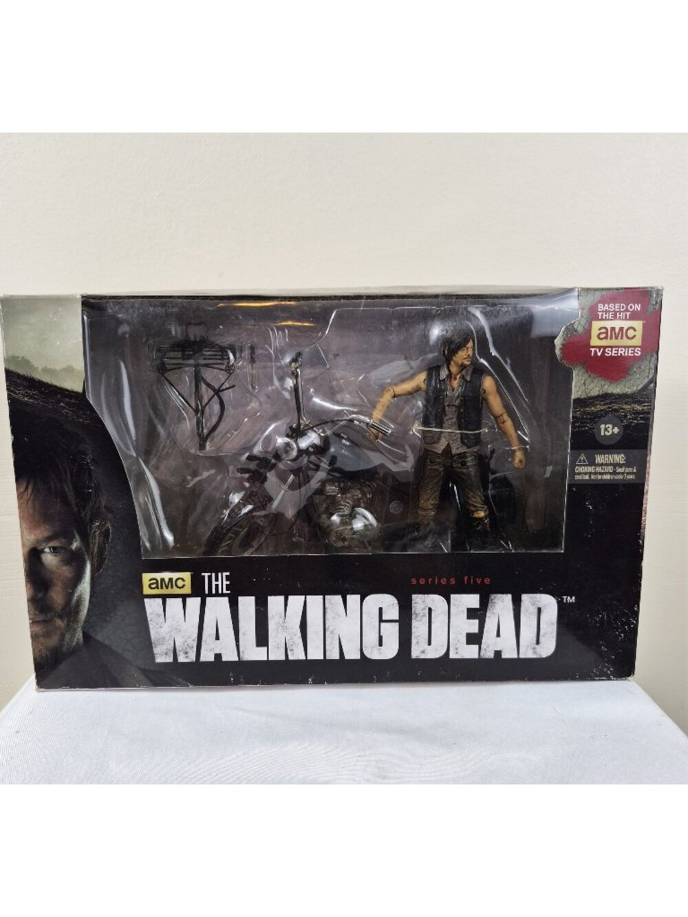AMC The Walking Dead Daryl Dixon Deluxe Boxed Set Chopper Motorcycle McFarlane T